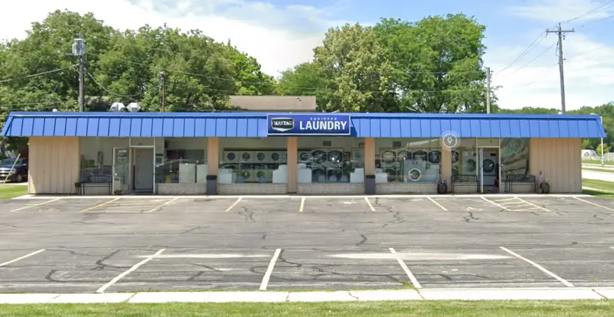 Fort Atkinson Laundromat, Fort Atkinson, Wisconsin - Front Entrance